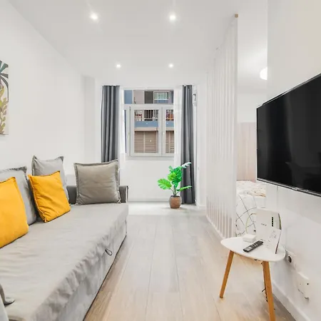 Nomad, Wifi , Espacio Trabajo ,playa ,ocio * Las Palmas de Gran Canaria