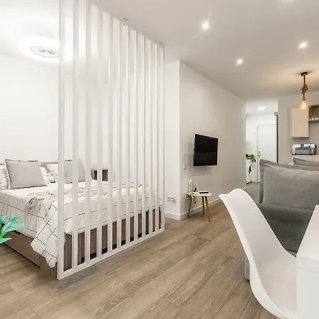 Nomad, Playa De Canteras, Nomadas Digitales, Familias * Лас-Пальмас-де-Гран-Канарія