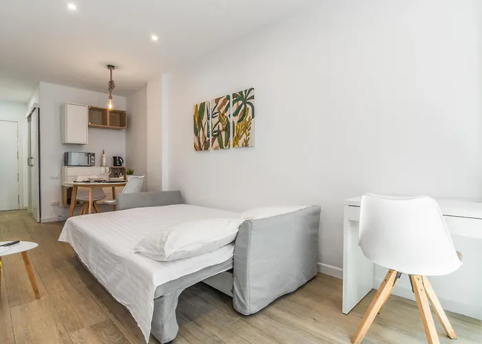 Nomad, Wifi , Espacio Trabajo ,playa ,ocio Apartment