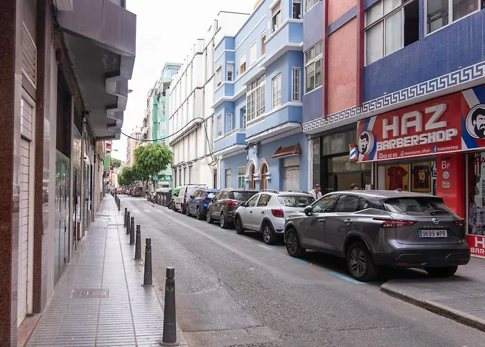 Nomad, Wifi , Espacio Trabajo ,playa ,ocio Apartamento *