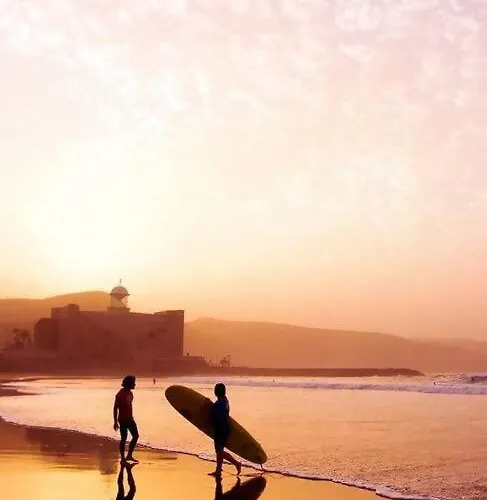Nomad, Playa De Las Canteras, Nomadas Digitales, Familias * Las Palmas / Gran Canaria